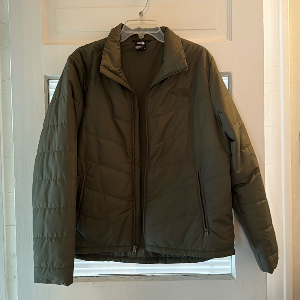 Women’s NorthFace puffer